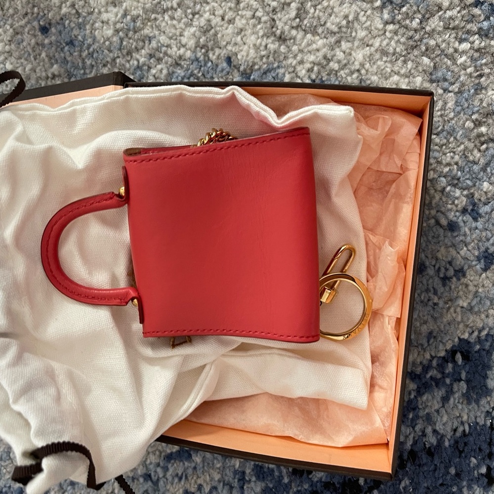 Delvaux 100% authentic